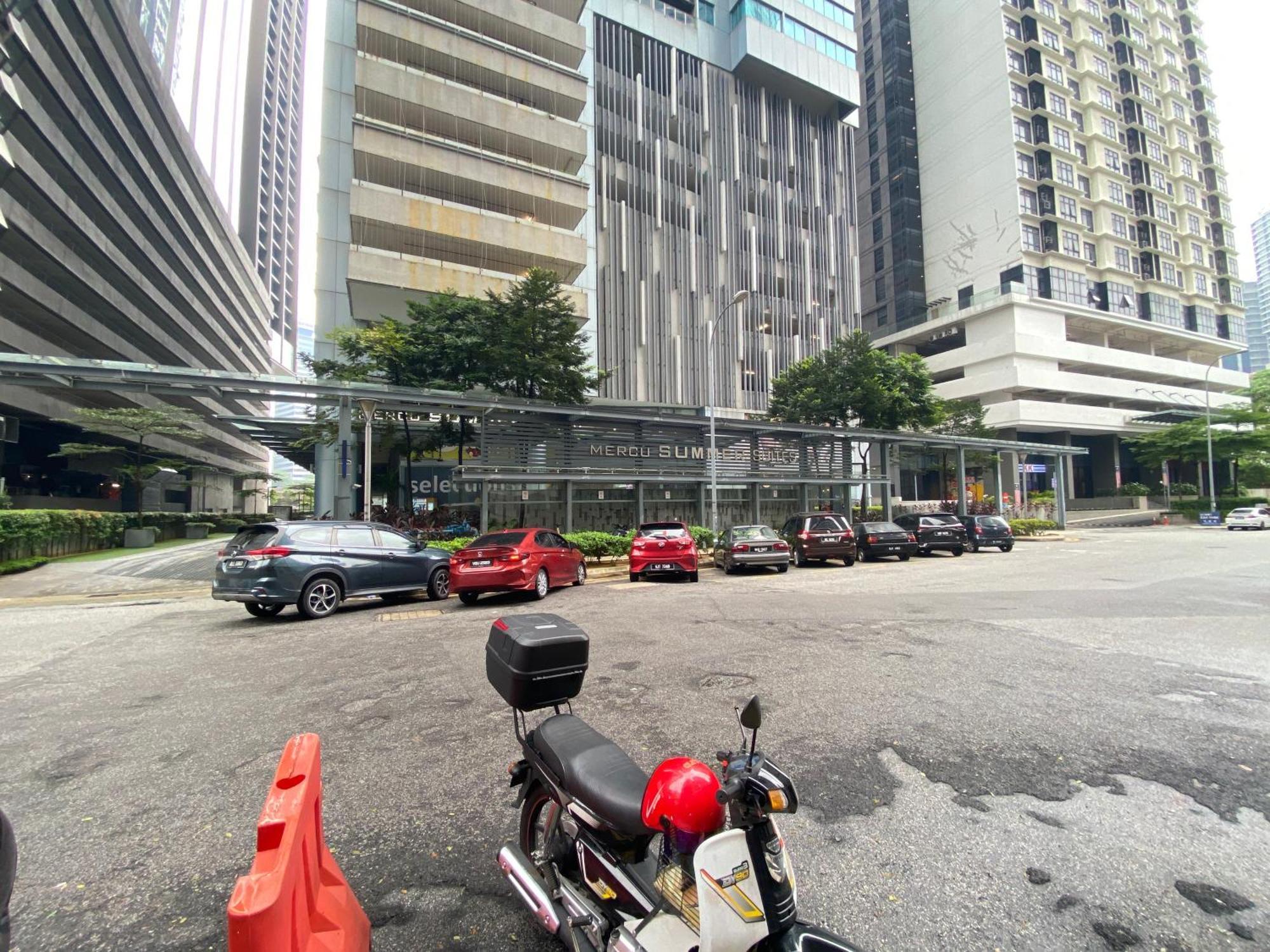 Kuala Lumpur Cherry Suites At Mercu Summer Suites Klcc Экстерьер фото